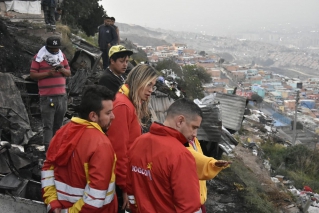 Respuesta rápida ante emergencia por incendio en Ciudad Bolívar 