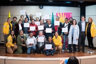 Exhabitantes de calle se gradúan de la Academia Pa’lante y le apuntan al sector de la gastronomía