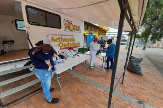 El tráiler de la Tropa Social llegó al barrio San Bernardo para mitigar el hambre