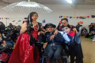Con divertido concurso de disfraces, Tunjuelito celebró el cierre del Mes de la Discapacidad