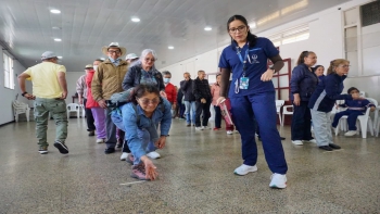 Más de 48.000 personas que asisten a los comedores comunitarios participan en actividades de bienestar