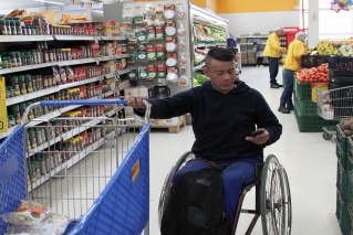 ¡Entérese! 12.900 personas con discapacidad ya pueden reclamar el bono canjeable por alimentos de febrero