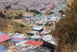 Pobreza multidimensional cayó en Bogotá en un 60 %