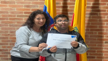 53 personas culminaron su proceso formativo en las Escuelas para la Vida Independiente y de Familias Empoderantes de CADIS+