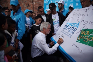 Con estrategia ‘Va Jugando’ Integración Social firmó pacto para evitar consumo en el parque José Domingo Laín, en Ciudad Bolívar 