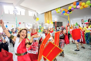 Con arte y cultura, Engativá cierra el Mes del Envejecimiento y la Vejez