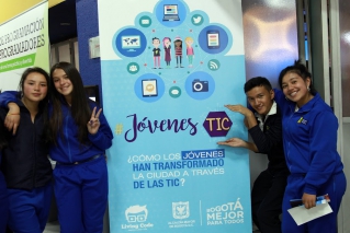 Bogotá lanza estrategia para formar Jóvenes TIC 