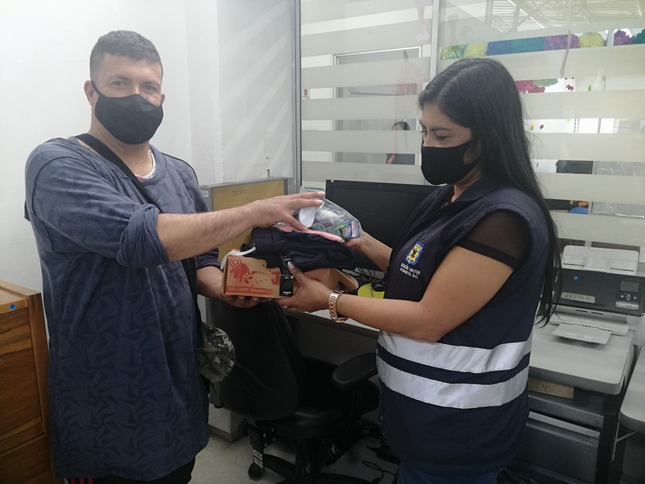 foto de entrega de kits