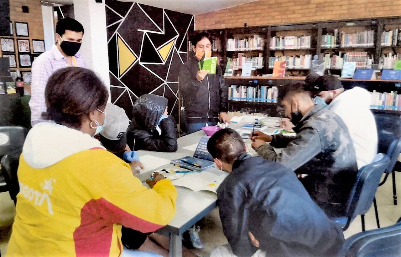 foto de artistas exhabitantes de calle 1