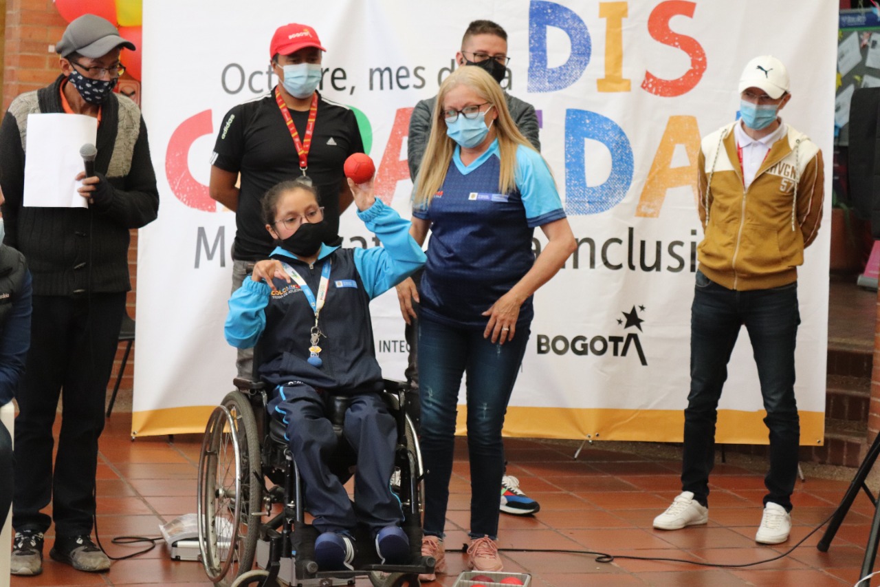 1.100 personas con discapacidad 2