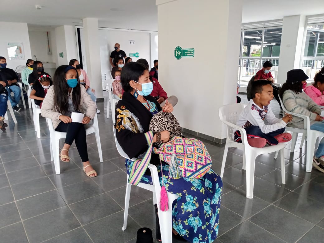 fotos de niños, niñas y pueblos etnicos 2