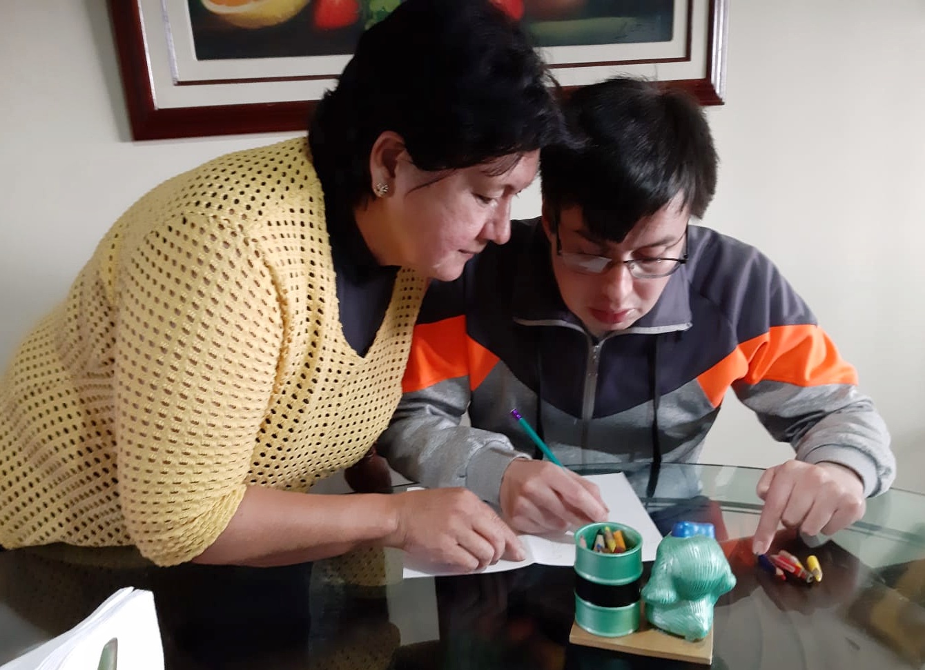 foto de doña gladis con su hijo
