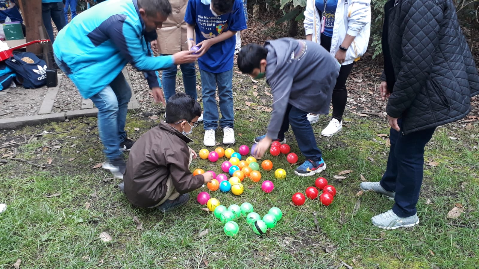 foto de inaguracion del mes azul 4