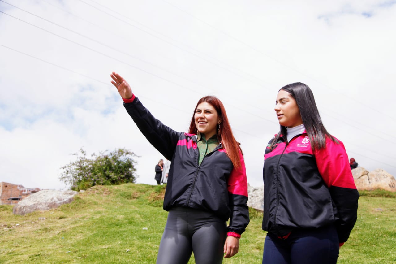 jóvenes del programa Parceros