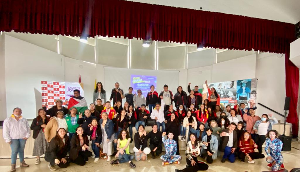 foto de jovenes aprendiendo temas de sexualidad 3