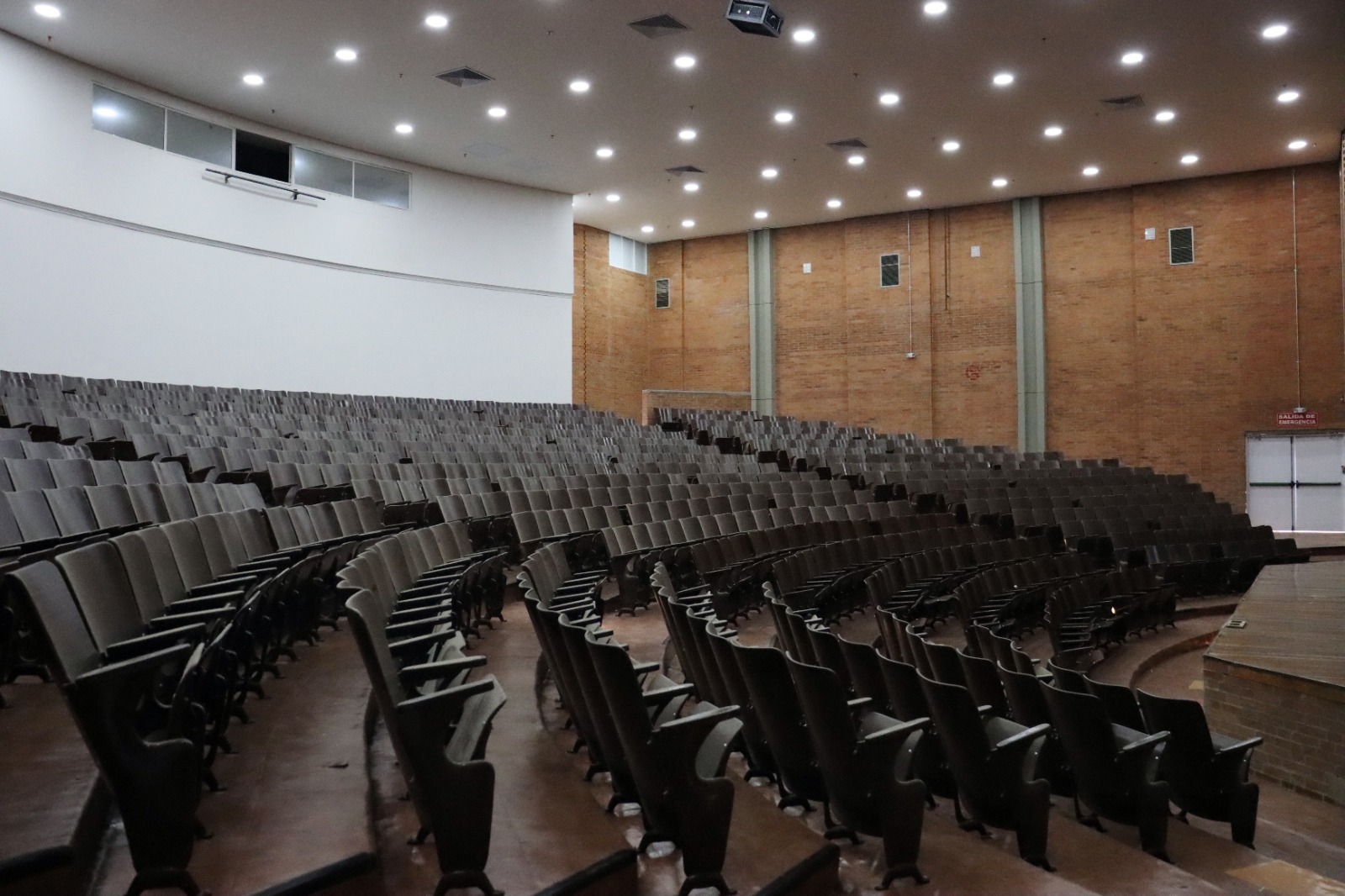 Remodelación de teatro 3