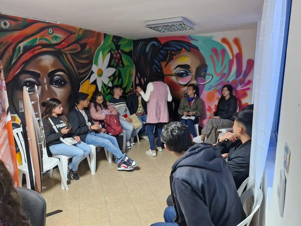 Jóvenes con oportunidades