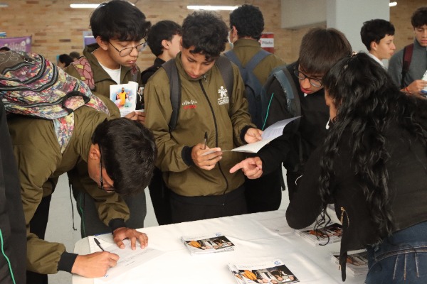 Foto inscripción a convocatoria jóvenes 