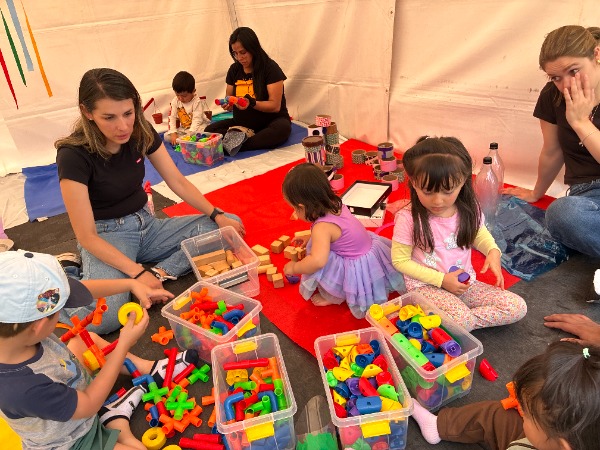 foto de niños y niñas, cuidados en jardin