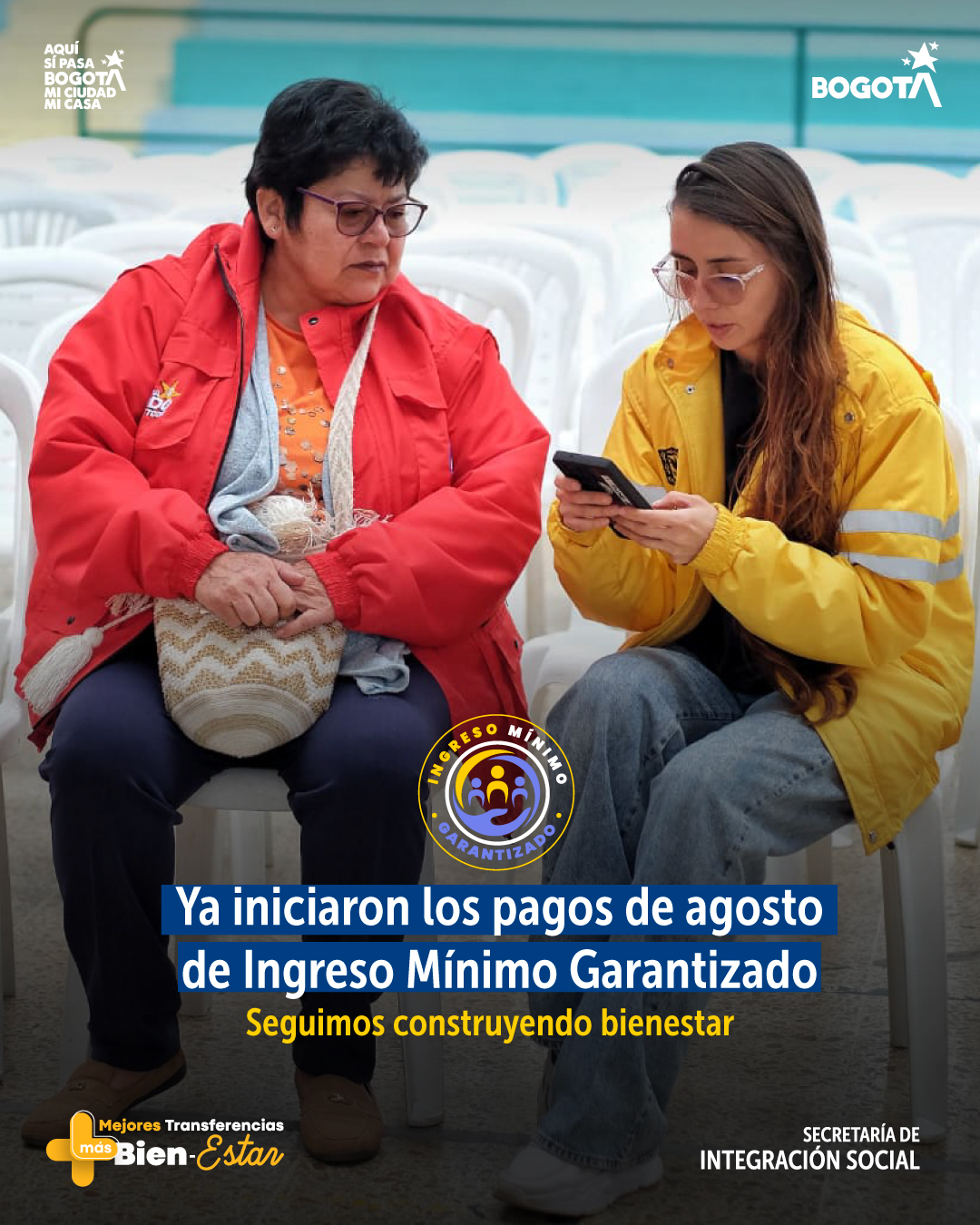Foto de dos mujeres adultas mayores beneficiarias del nuevo comedor comunitario sierra morena