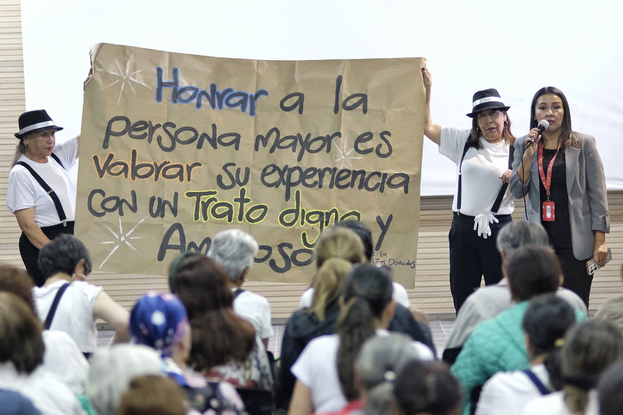 Personas_mayores_escena