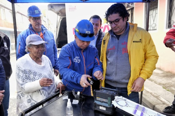 Foto Secretario SDIS, ETB y Ciudadania