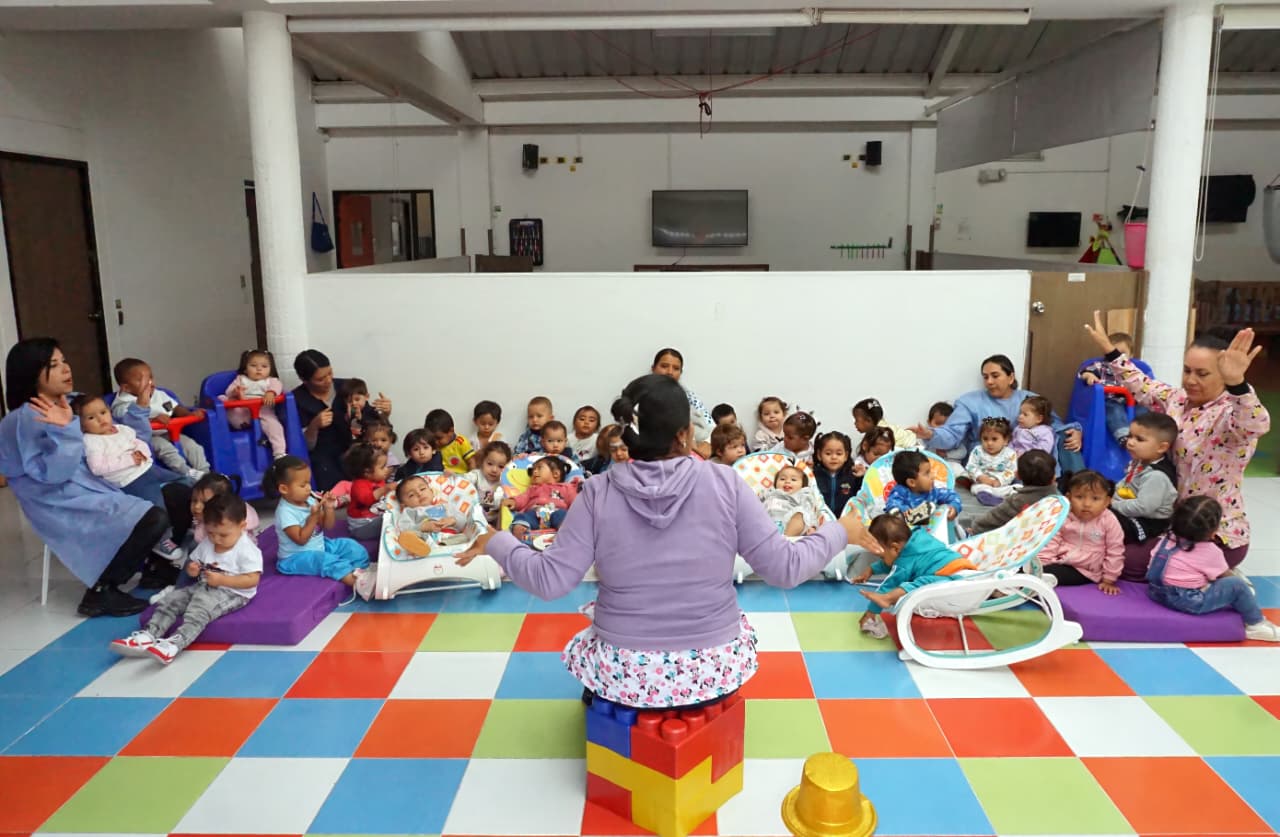 Foto de niños y niñas de primera infancia