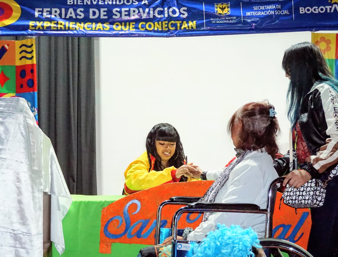 Arte y teatro en las ferias de servicios