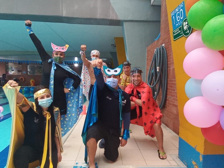 fotos de usuarios en piscina 1