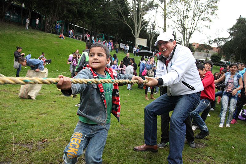 Fotos de niños jugando 15