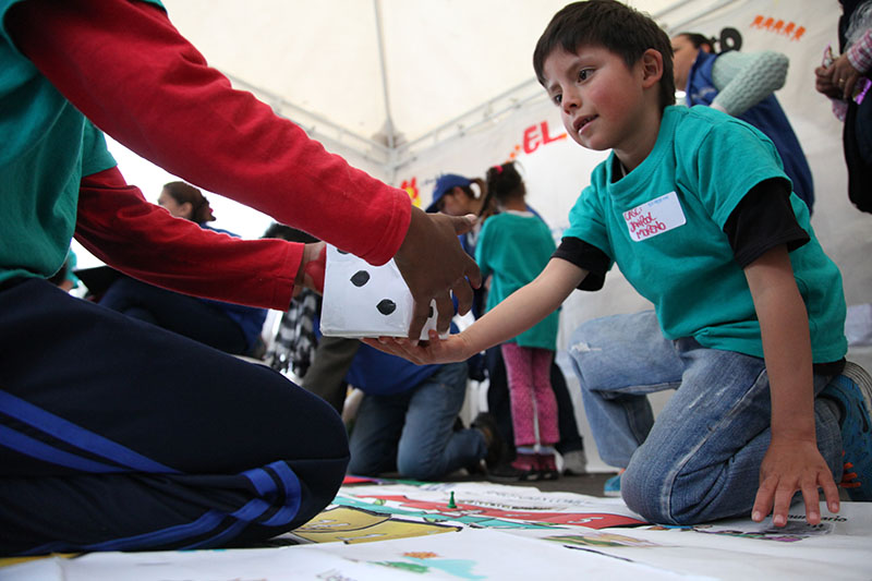 Fotos de niños jugando 6