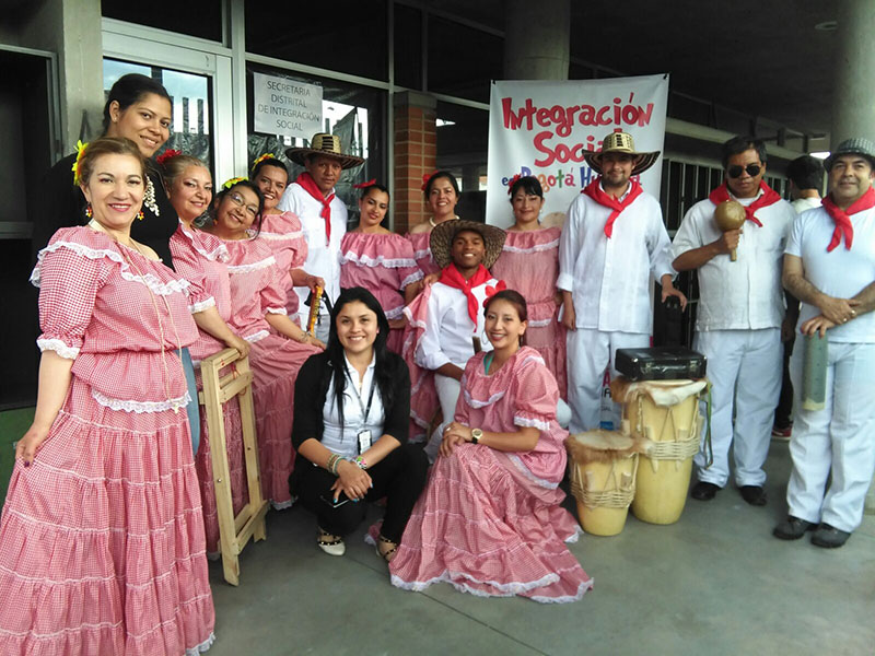 presentacion de comparsa de adultos mayores 2