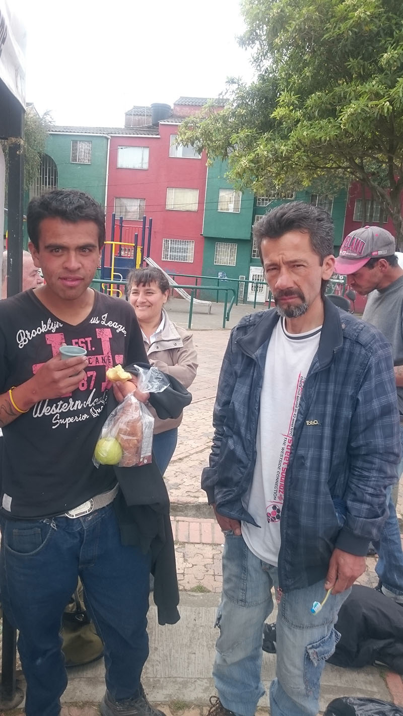 Habitantes de calle en jornada de autocuidado 4
