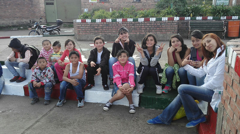 foto de niños y niñas