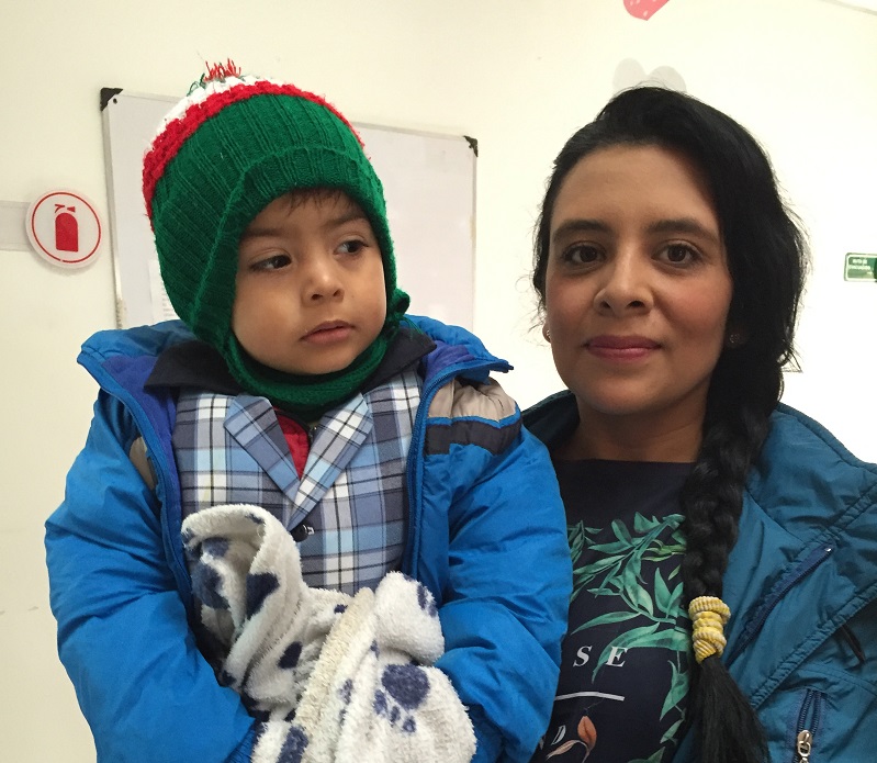 foto de madre con su hijo