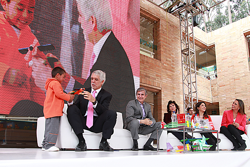 foto de alcalde de bogota