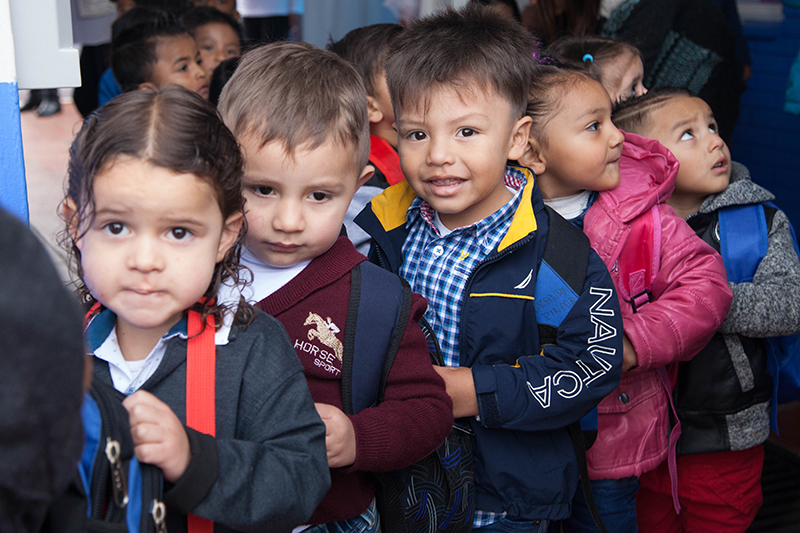 foto de niños y niñas
