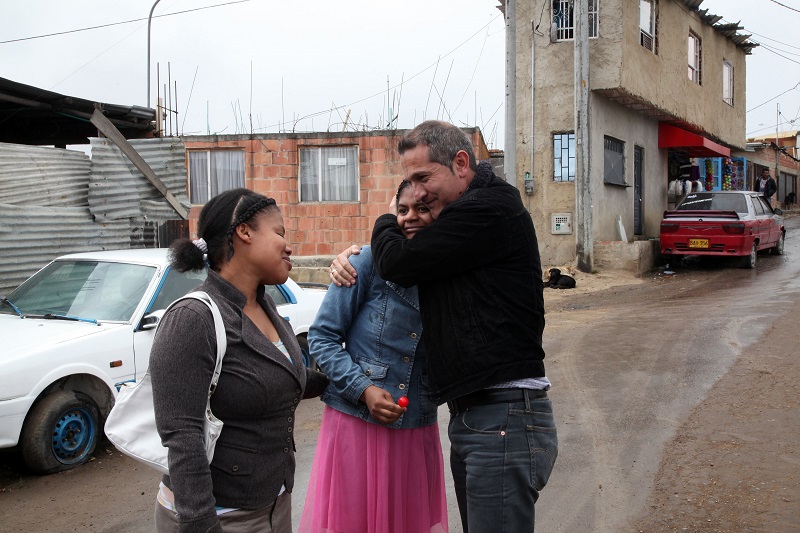 foto de diana con sus seres queridos