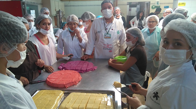 Foto de personas que participan en los cueros 2