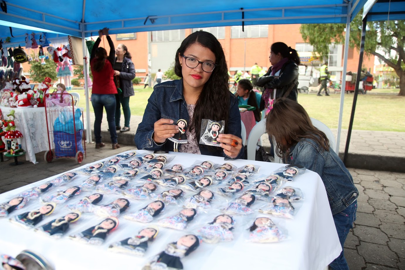 foto de mujer con su emprendimiento