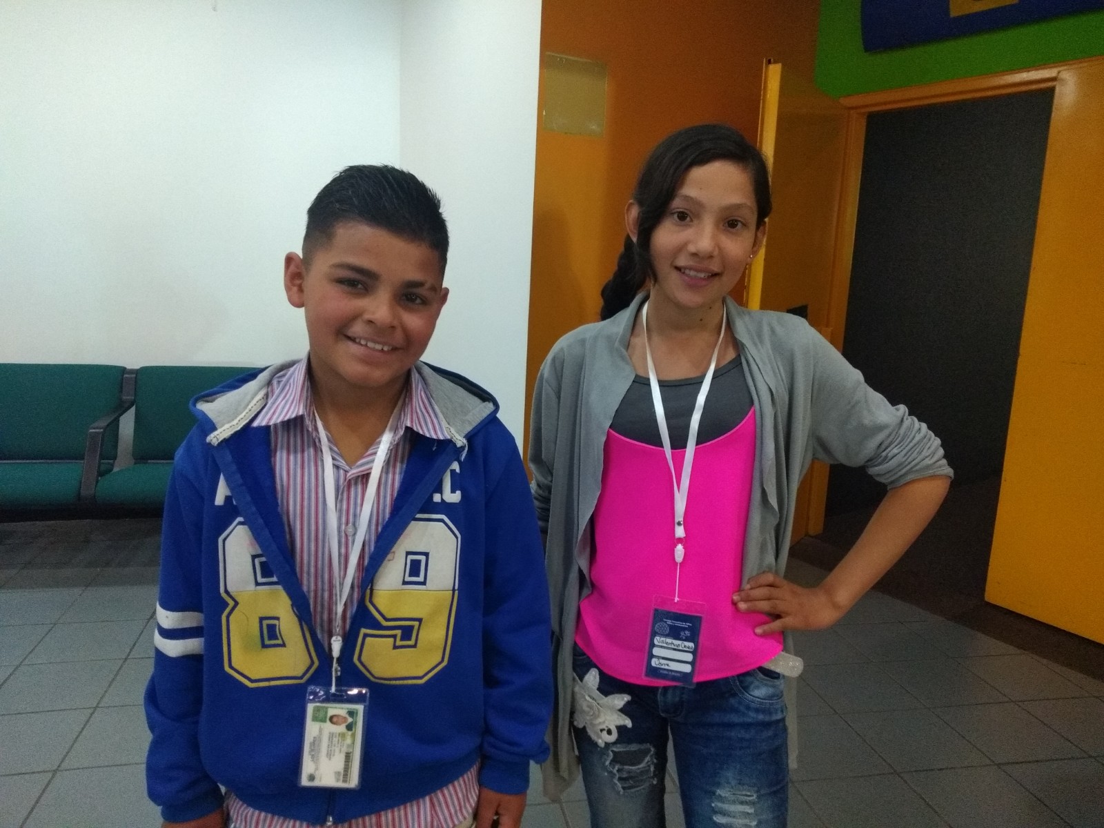 foto de niño y niña