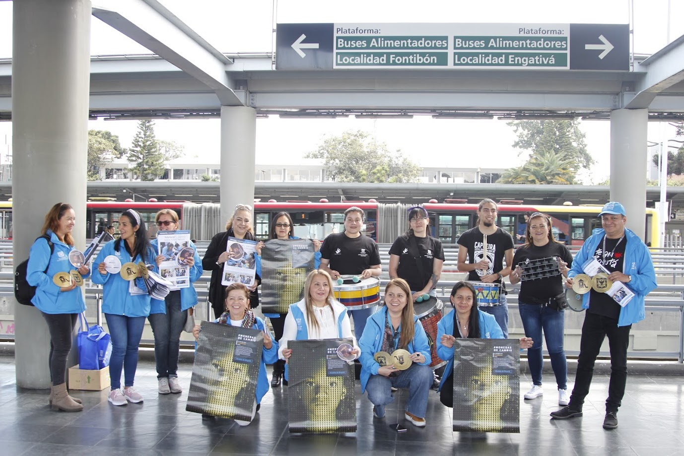 banda musical en portal de trasmilenio