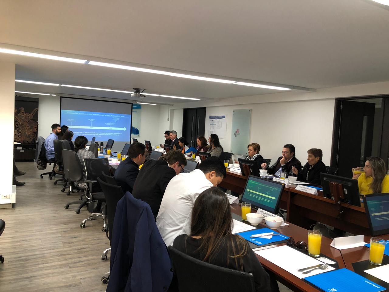 foto de sala de juntas
