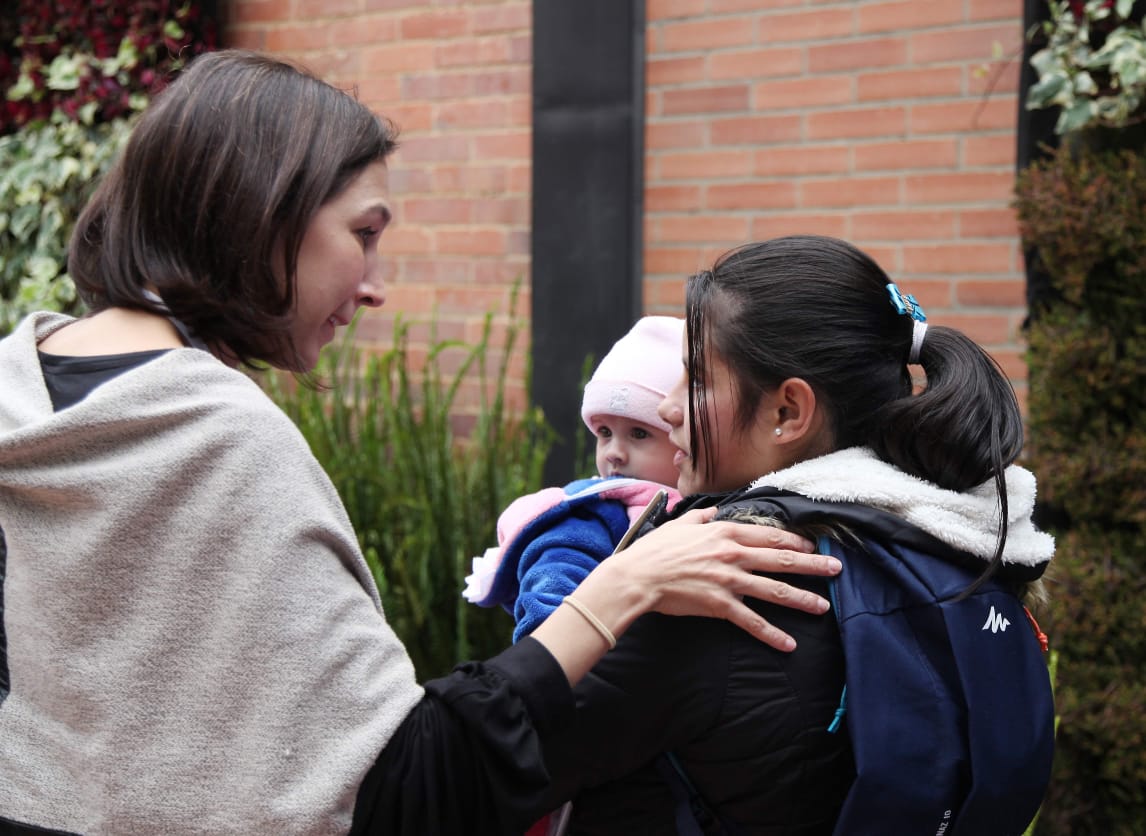 foto de madre con hijos