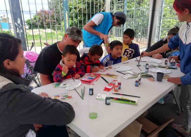 foto de niños dibujando