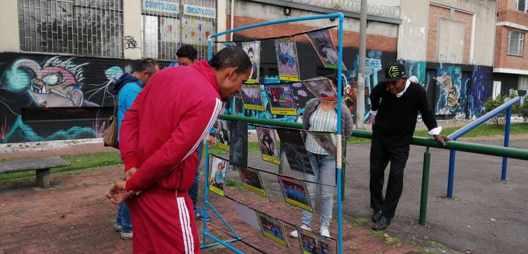 foto de personas en el parque