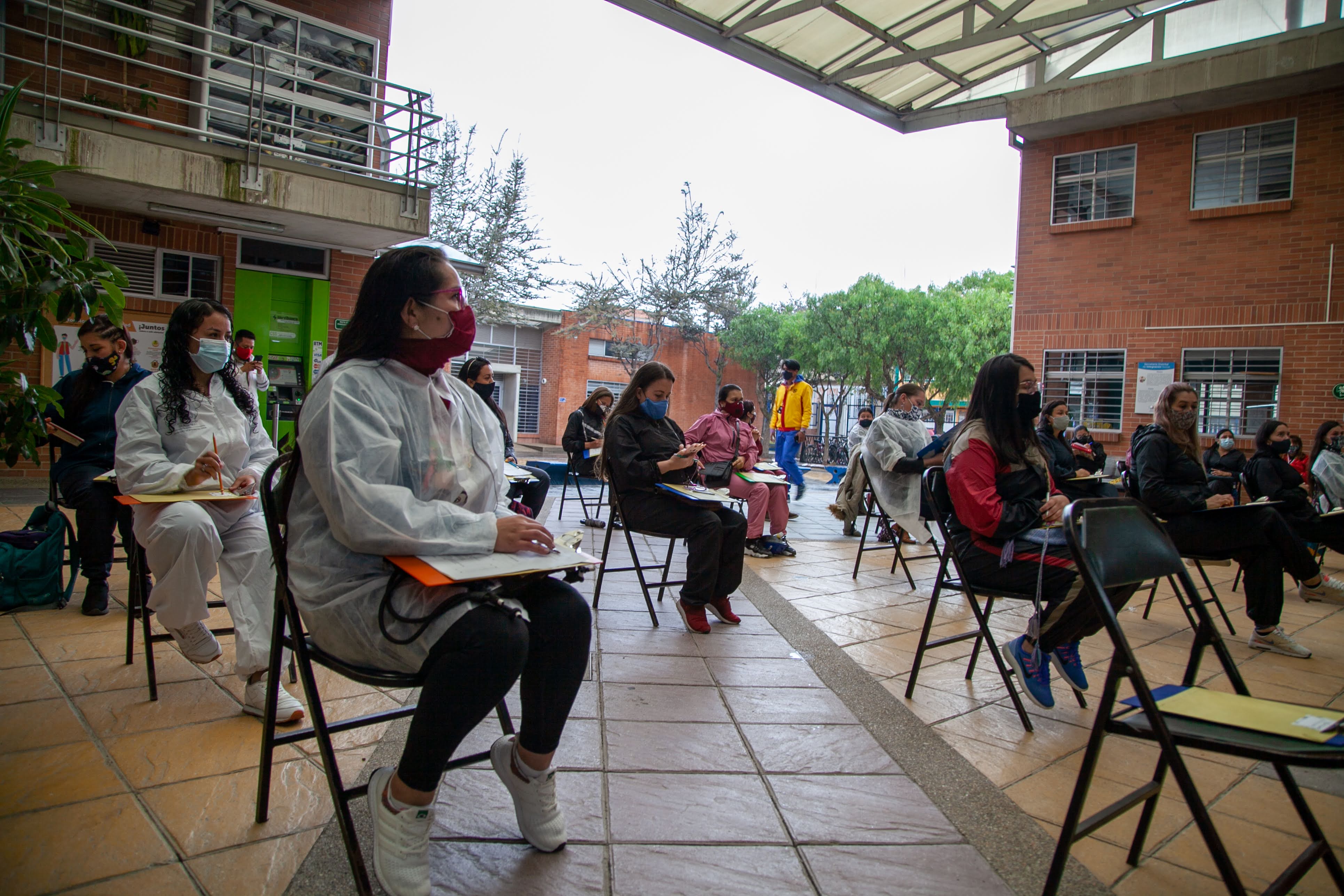 reconocimiento a 23 profesoras 2