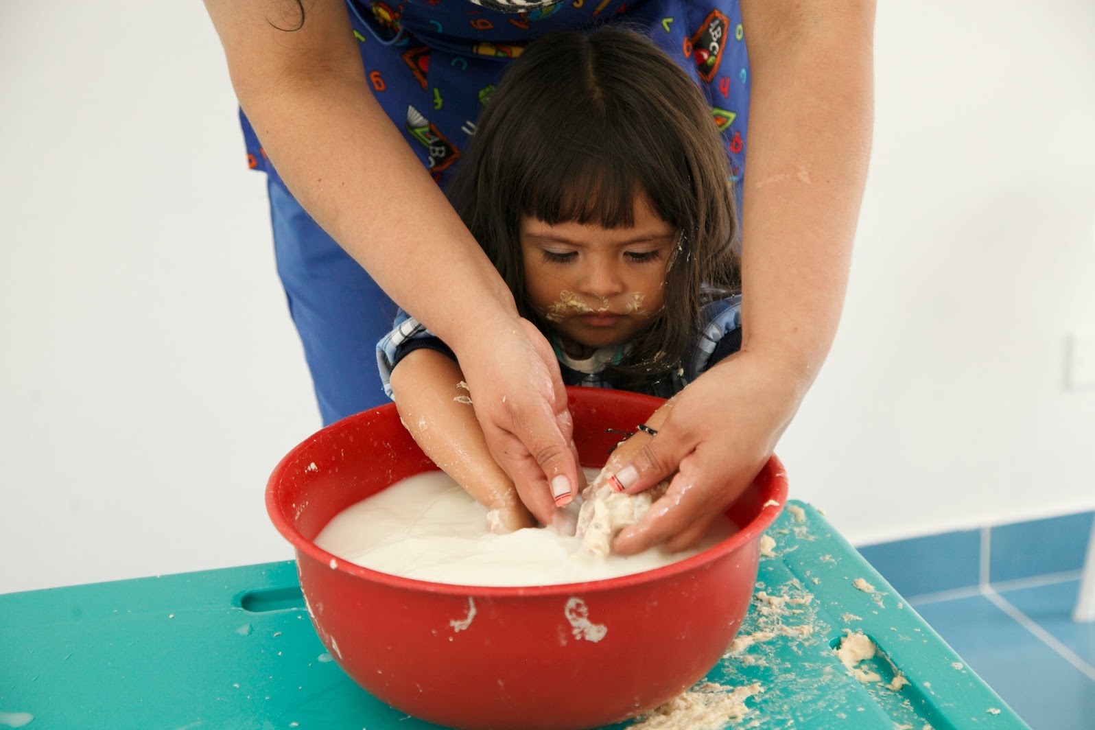 foto de niño cocinerito
