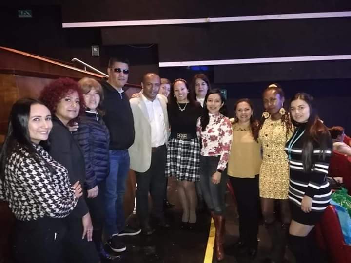 foto de revista de centro crecer