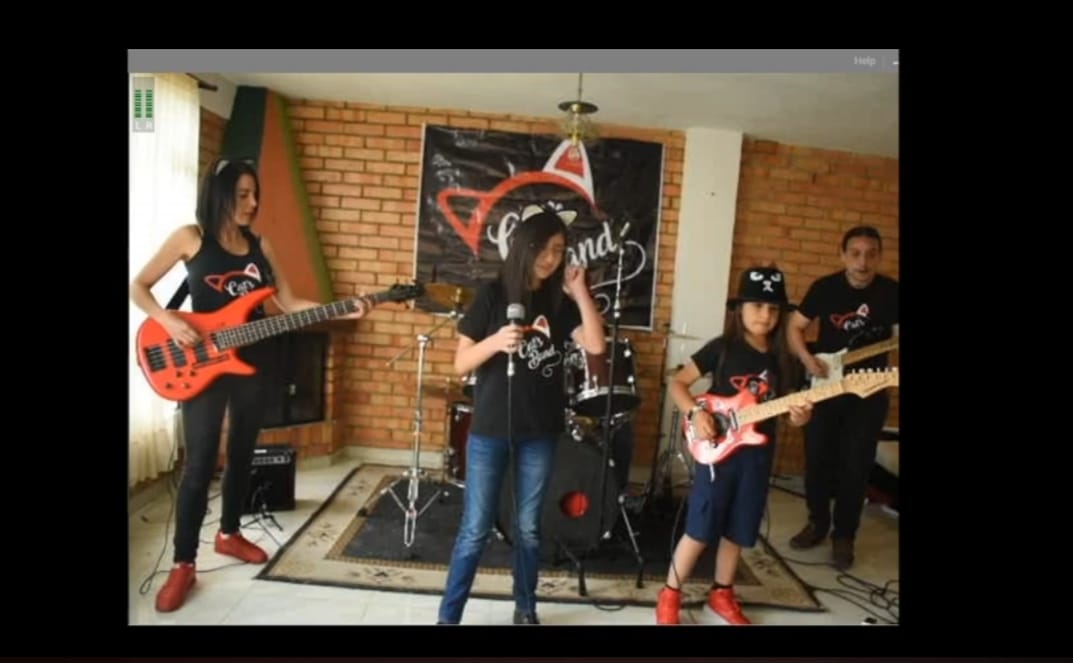 concierto de rock virtual